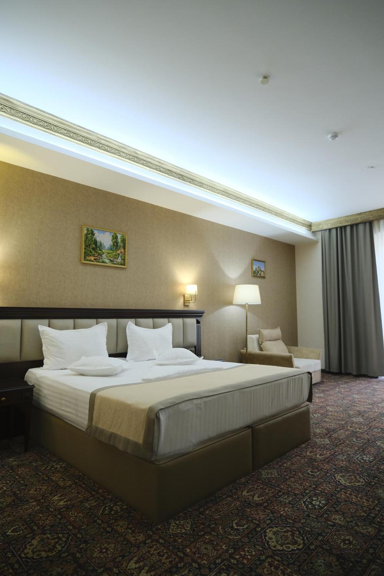 Konyak Hotel Yerevan Luaran gambar