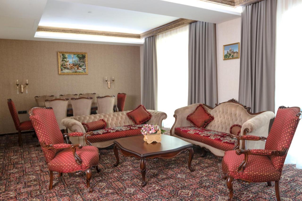 Konyak Hotel Yerevan Luaran gambar